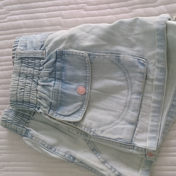 Free People Lady Luck Paperbag Denim Shorts Lightwash Vacation Sz XS - Picture 5 of 8